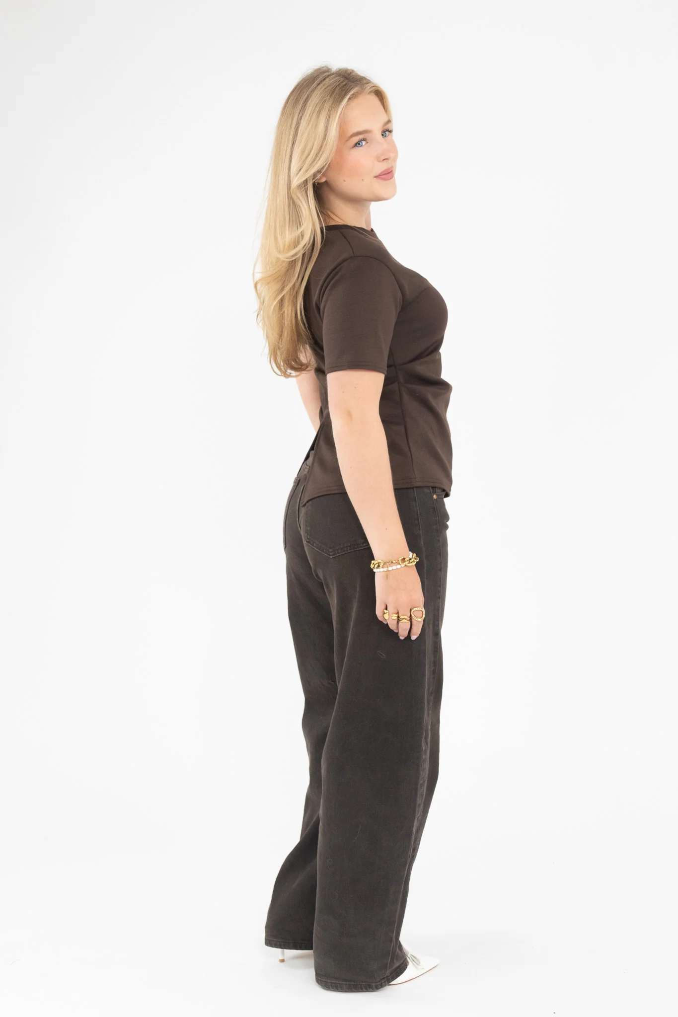Shaped Basic T-Shirt - Image 16