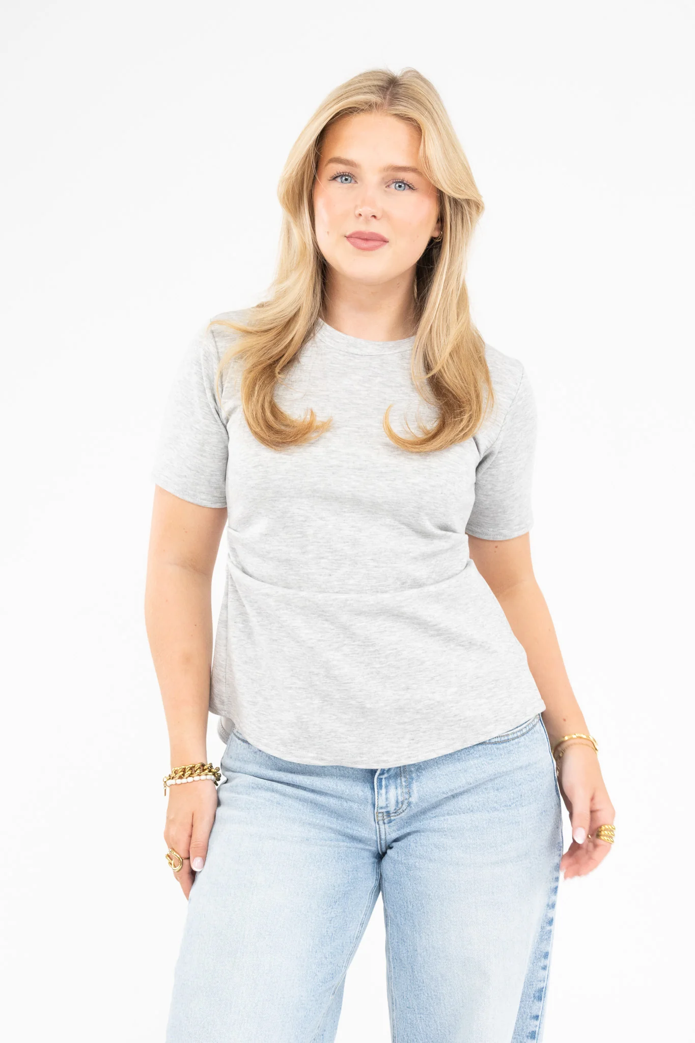 Shaped Basic T-Shirt - Image 2