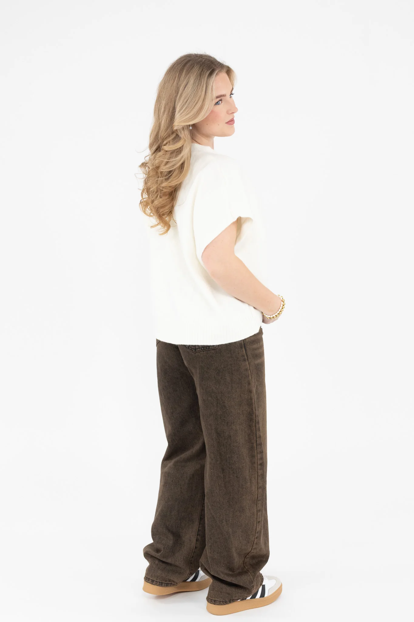 Short Sleeve Knit Cardigan - Image 13