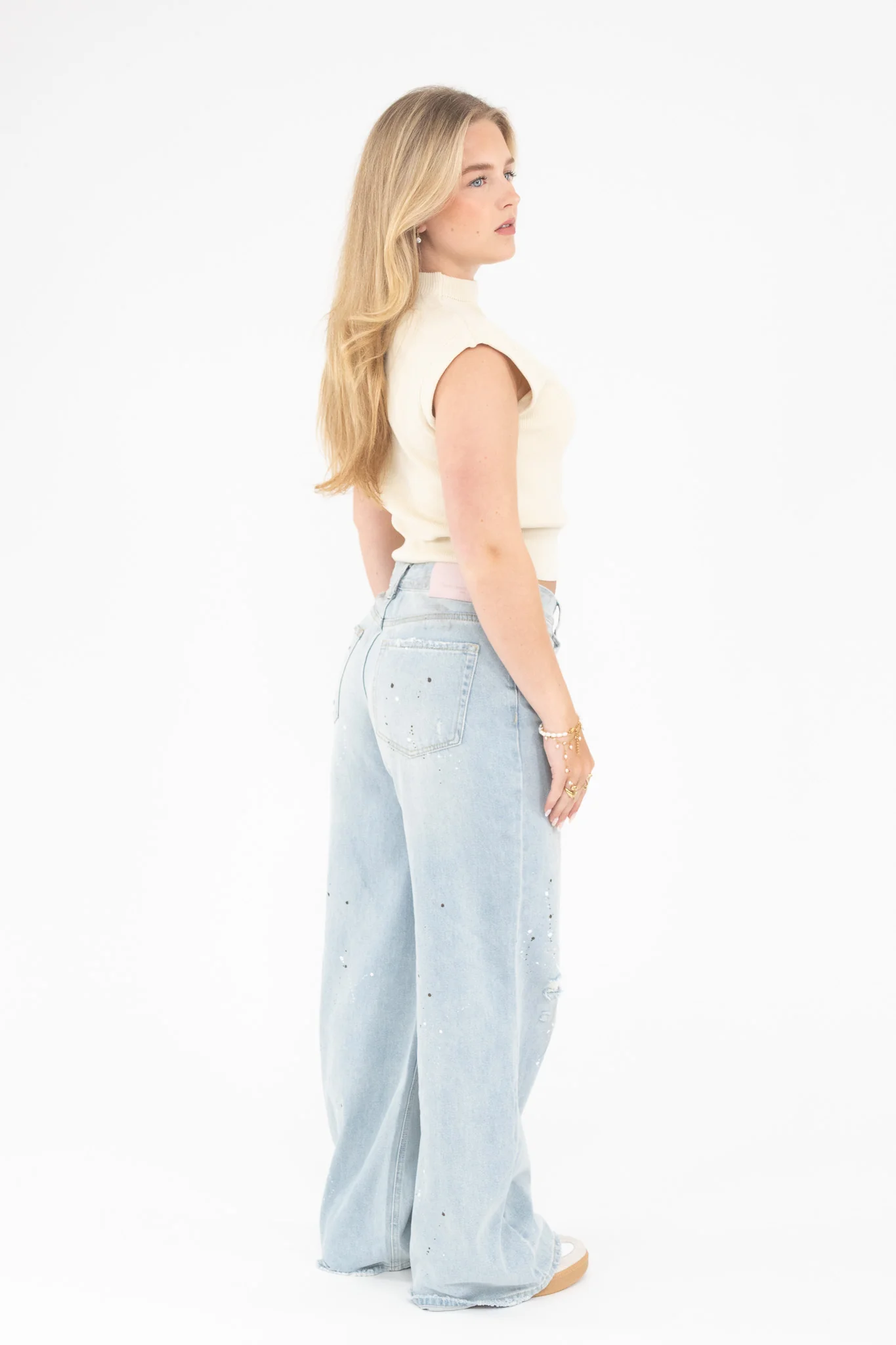 Soft Knit Sleeveless - Image 21