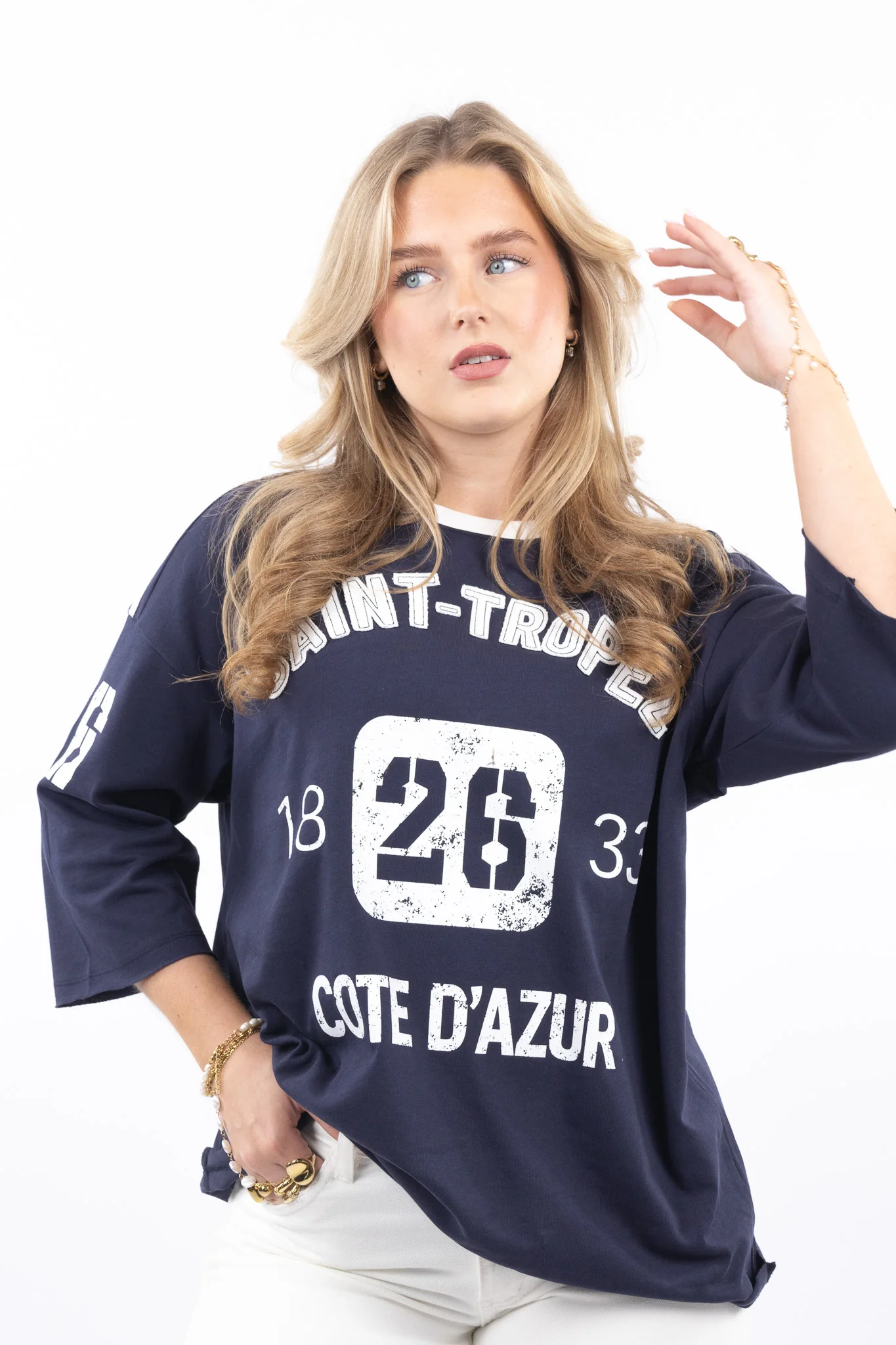 Sporty Oversized Tee - Image 3