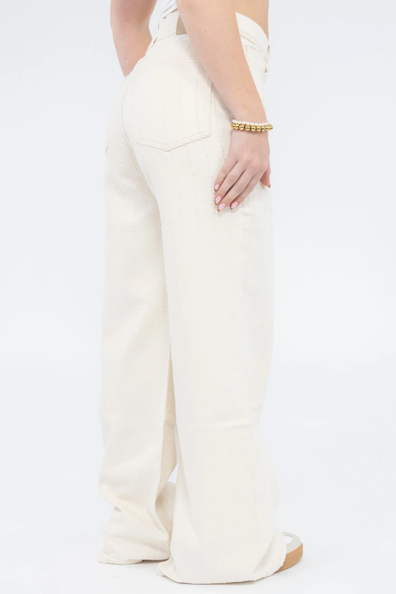 Stitch Detail Wide Leg Jeans - Image 3