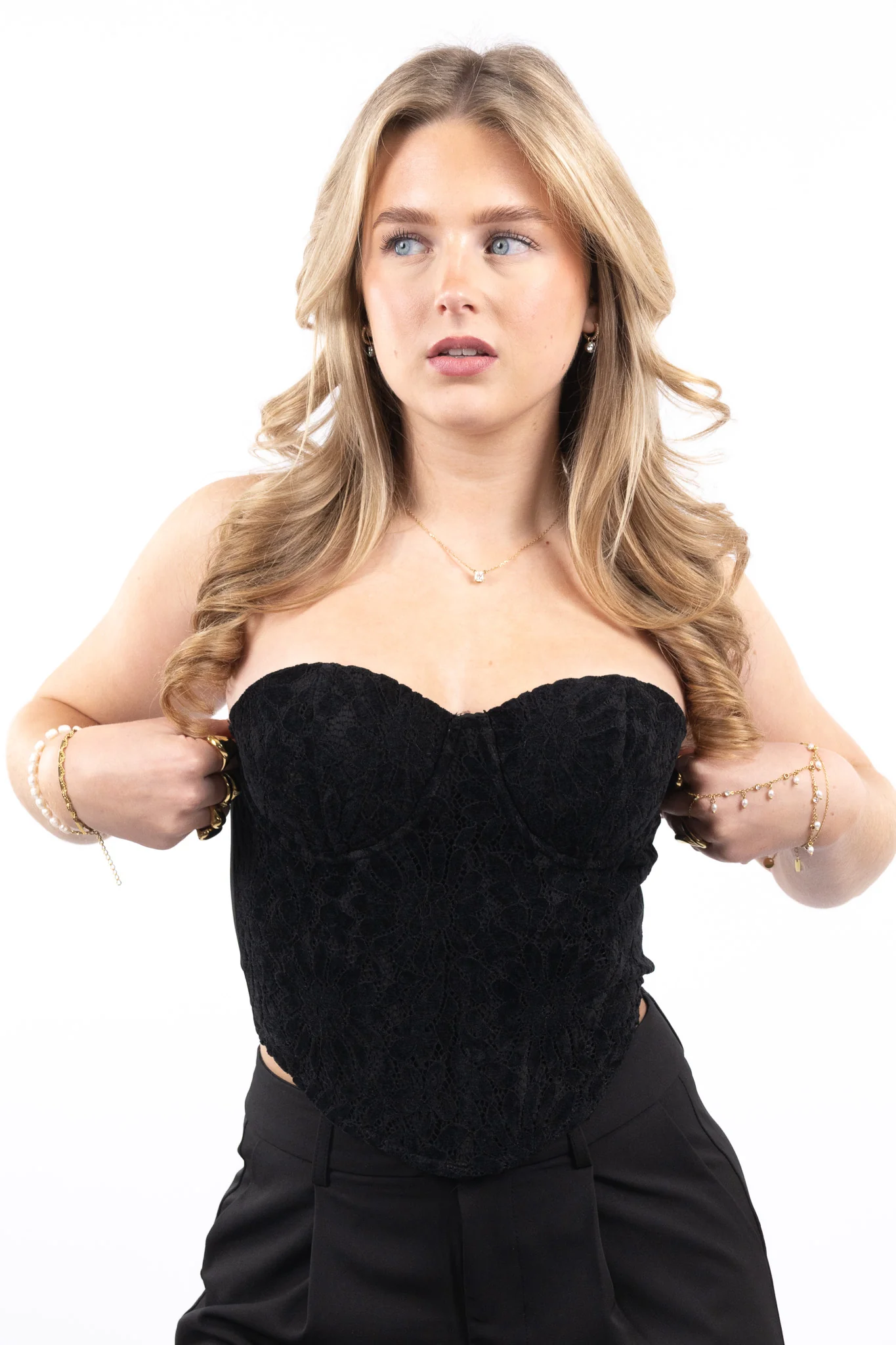 Velvet Romance Lace Corset - Image 5