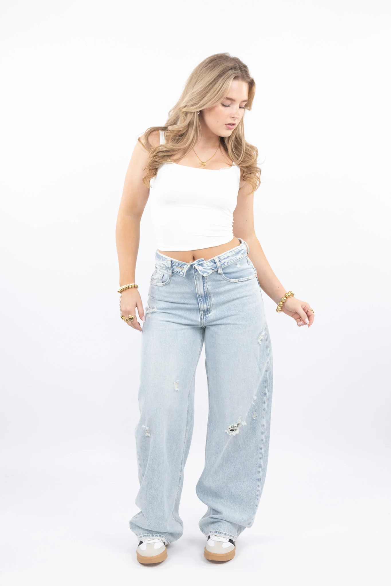 Viral Fold Over Jeans - Image 15