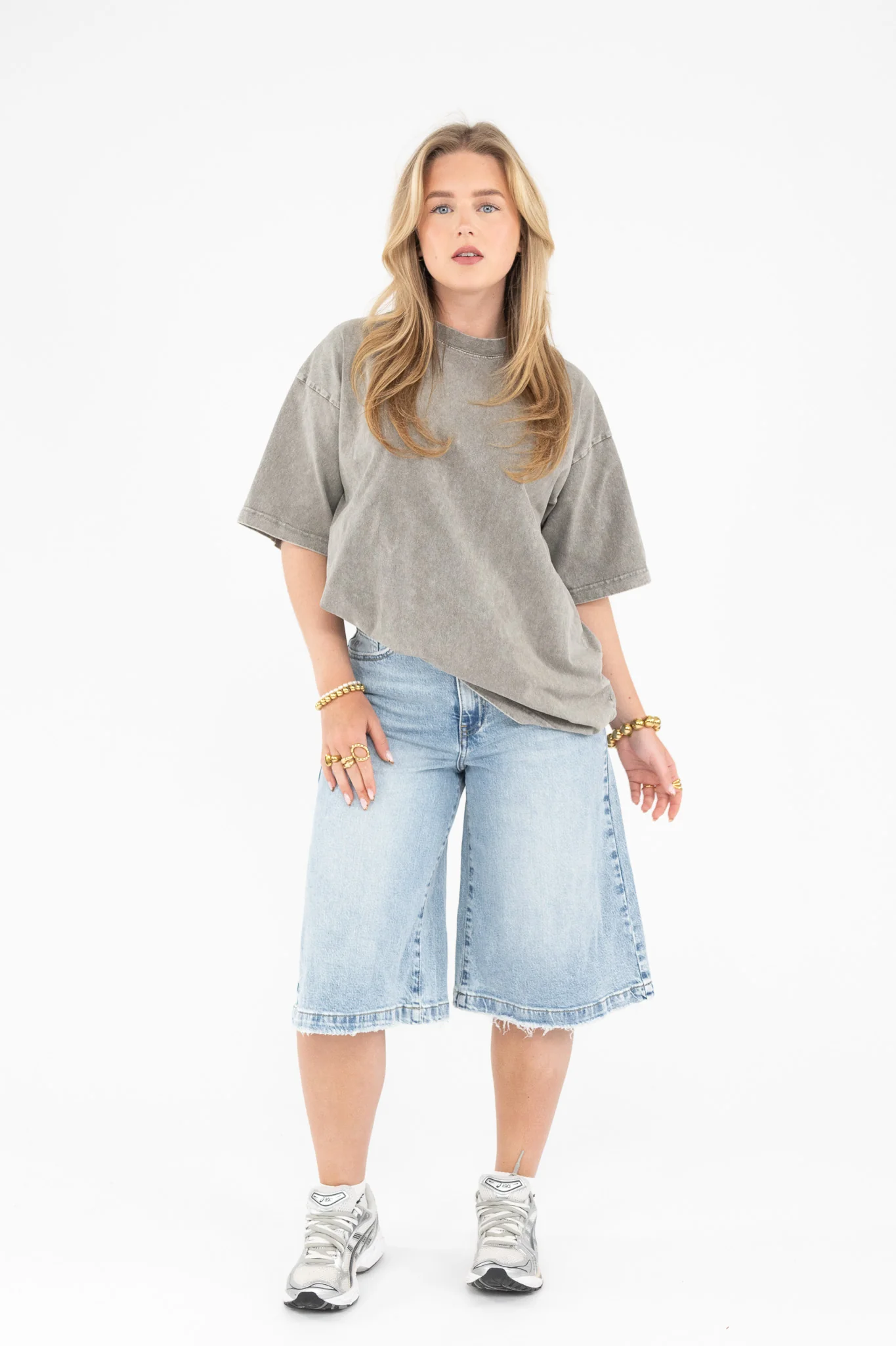 Baggy Denim Jorts - Image 4